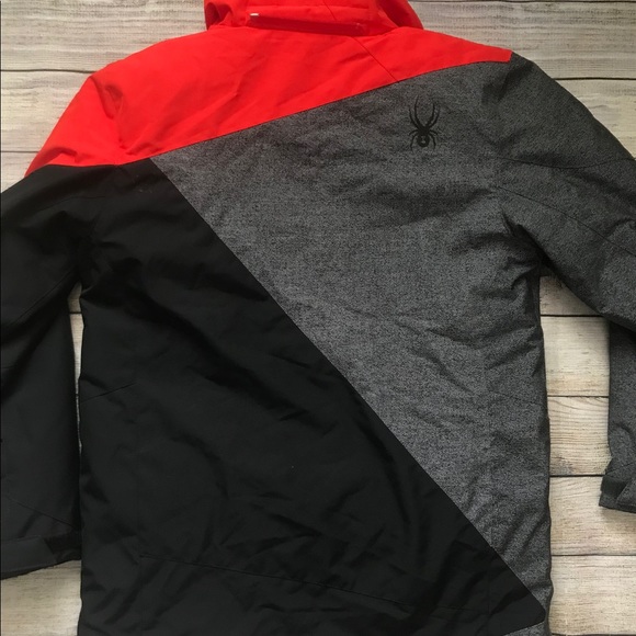 Spyder Kids Jacket New without Tags size 18 XL - Picture 6 of 6